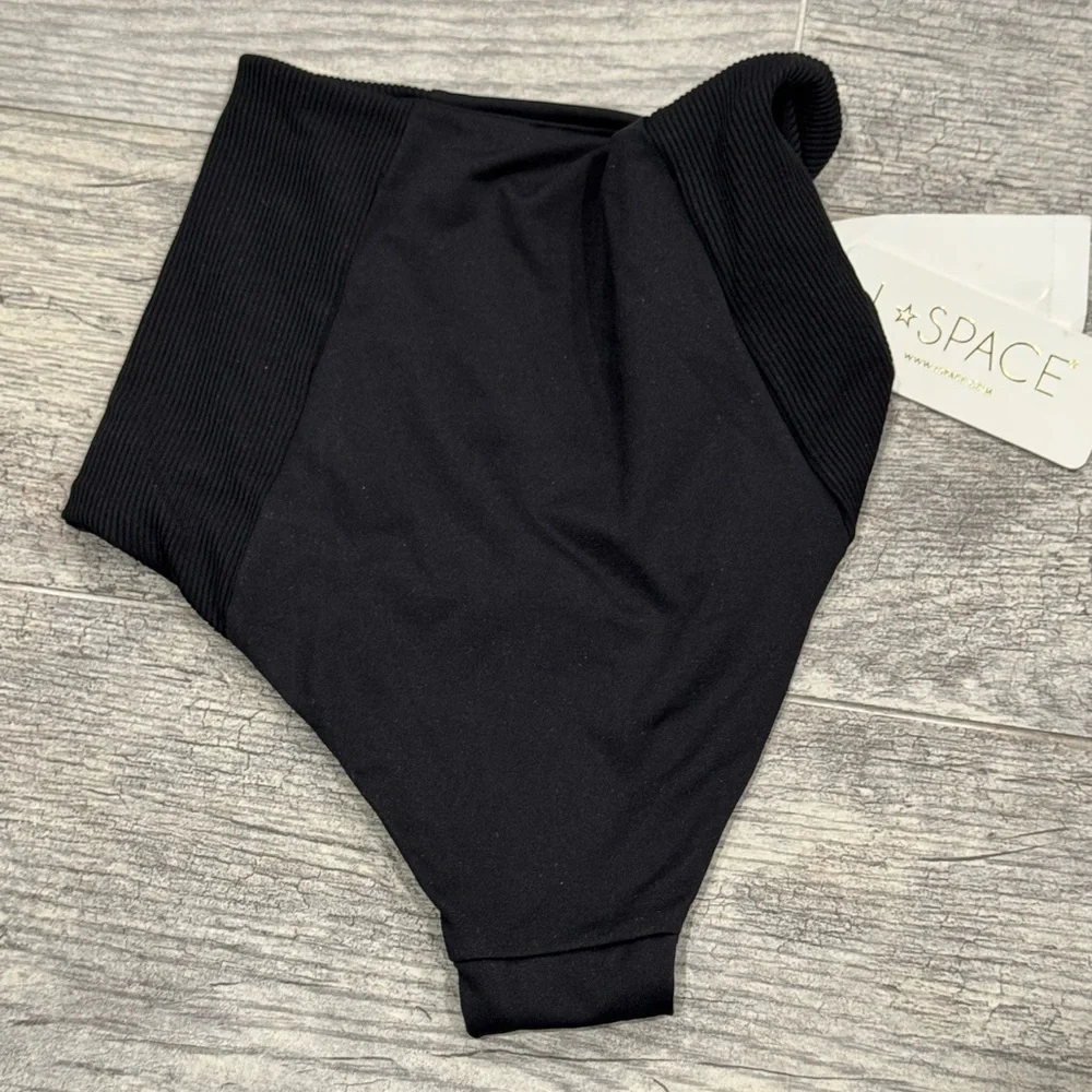 NWT L*Space solstice bikini top Jackie bottoms